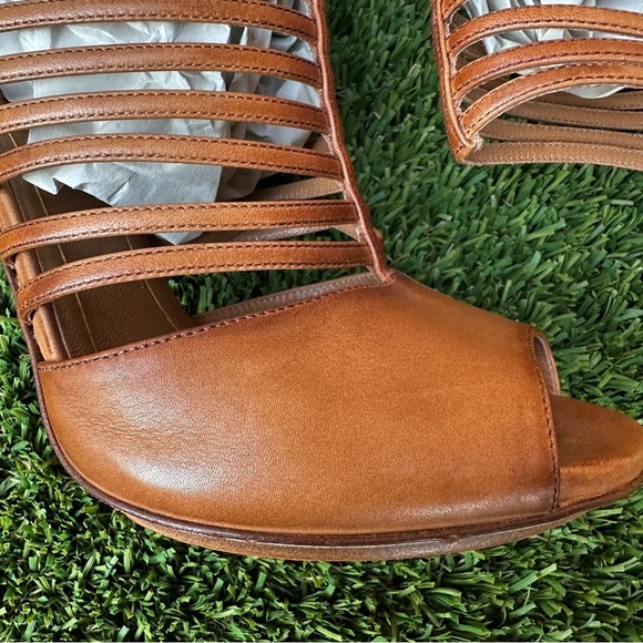 Gucci cage heels - Picture 3 of 10